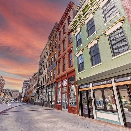Spacious 2 Bed 2 Bath Downtown Otr Condo Minutes Walk To The Reds Bengals Stadium & More! ซินซินแนติ ภายนอก รูปภาพ