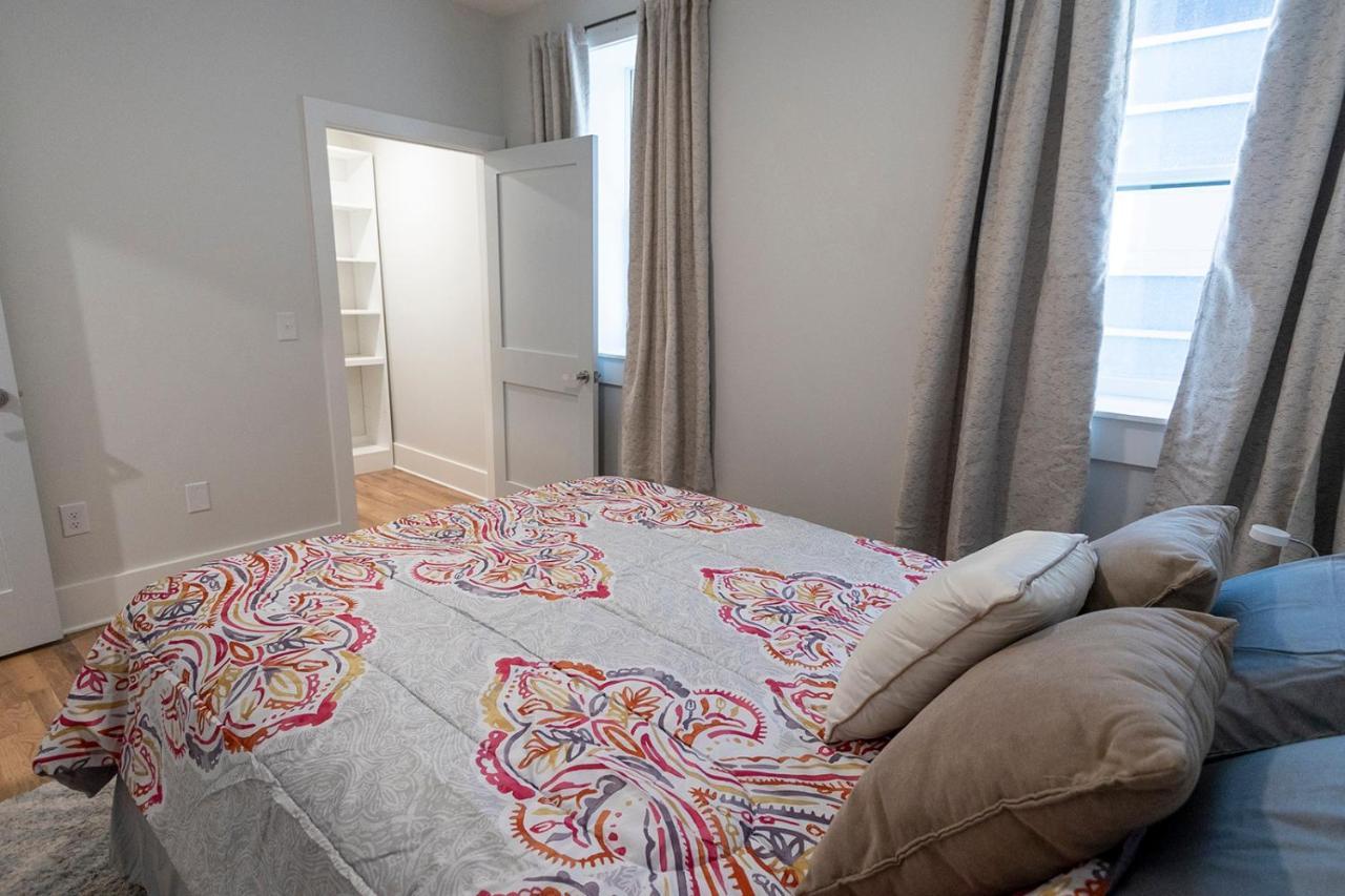 Spacious 2 Bed 2 Bath Downtown Otr Condo Minutes Walk To The Reds Bengals Stadium & More! ซินซินแนติ ภายนอก รูปภาพ